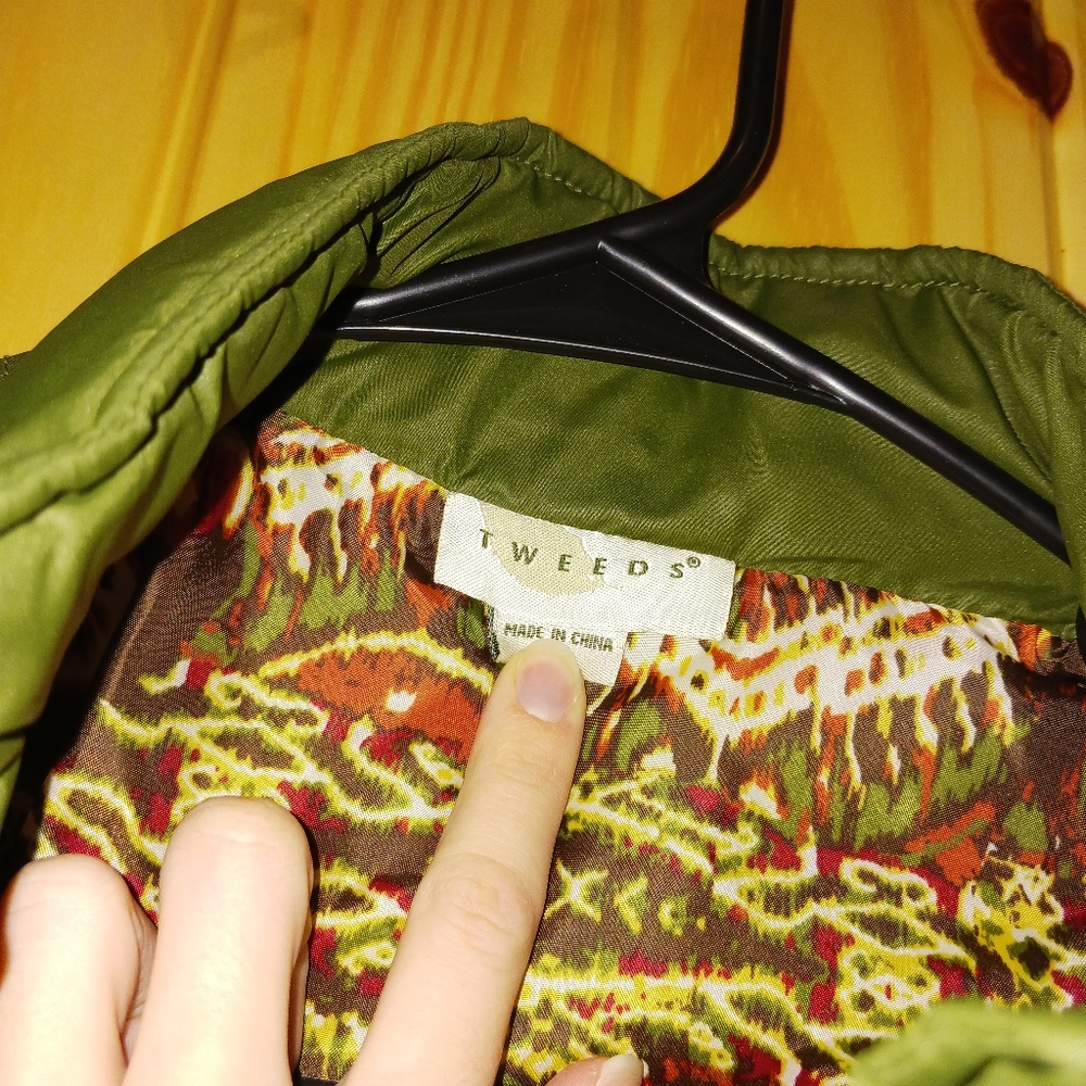 Vest - Picture 3 of 6
